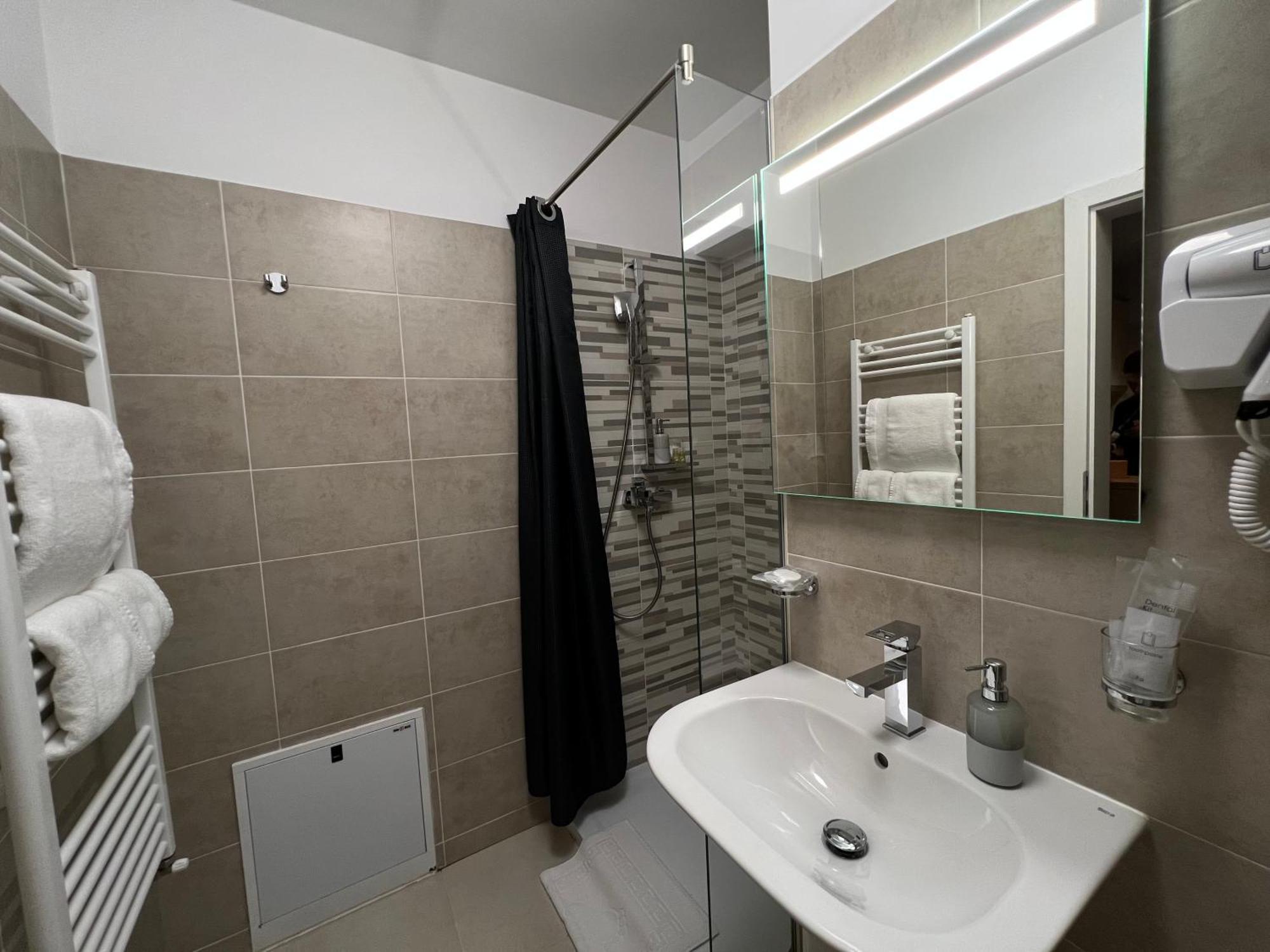 Mm Residence Cluj-Napoca Extérieur photo